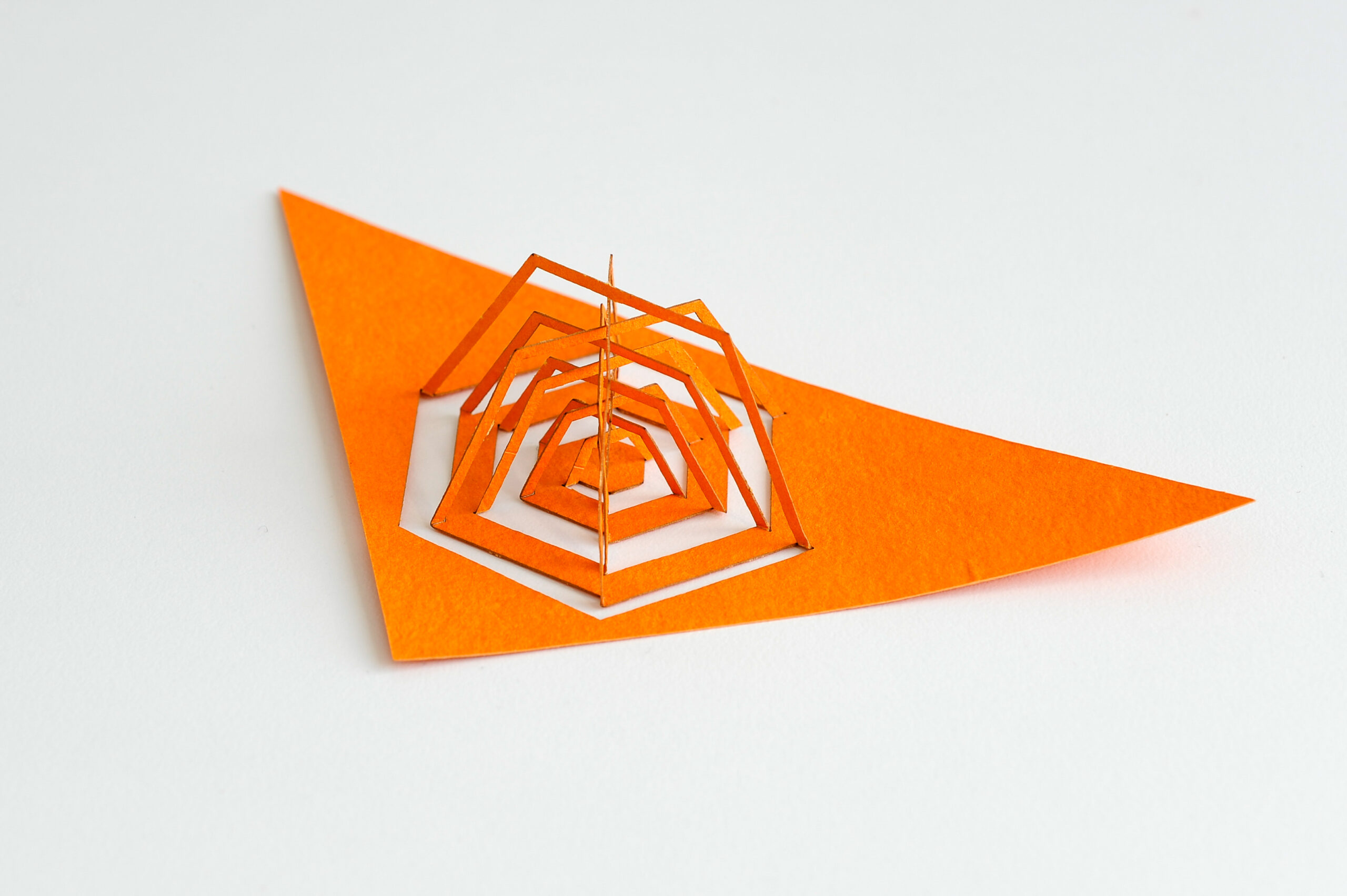 Eric Gjerde, Bauhaus paper engineering